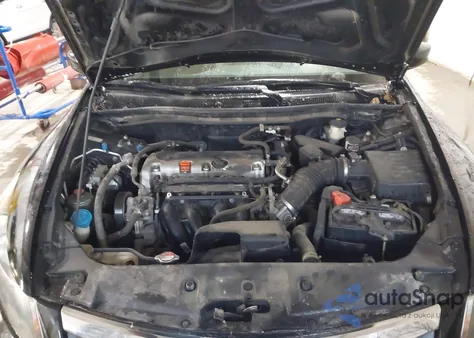 2011 Honda Accord 2.4 Se from USA, damaged, VIN 1HGCP2F65BA074366